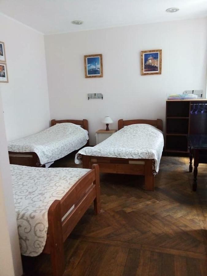 Tapki Hostel Odessa Exterior foto